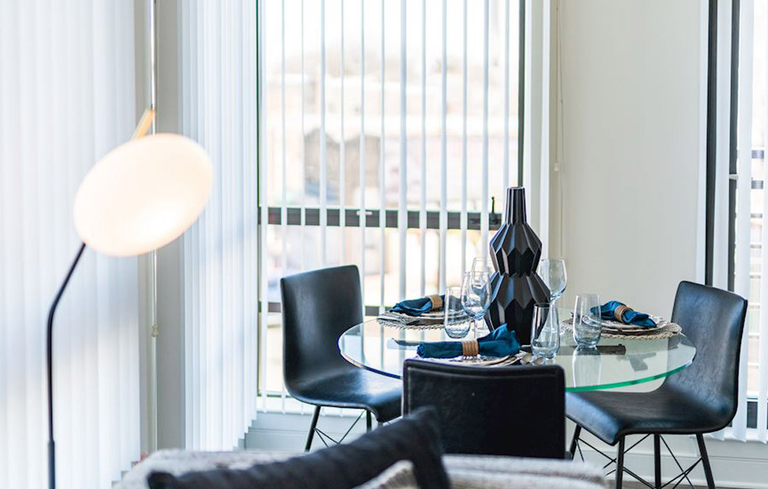 Model Apt-Dining area