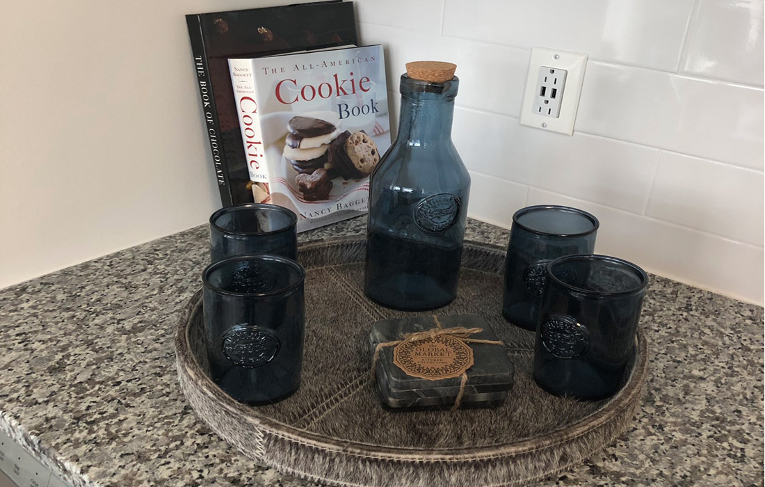 Model Apt-Kitchen Accessories 2
