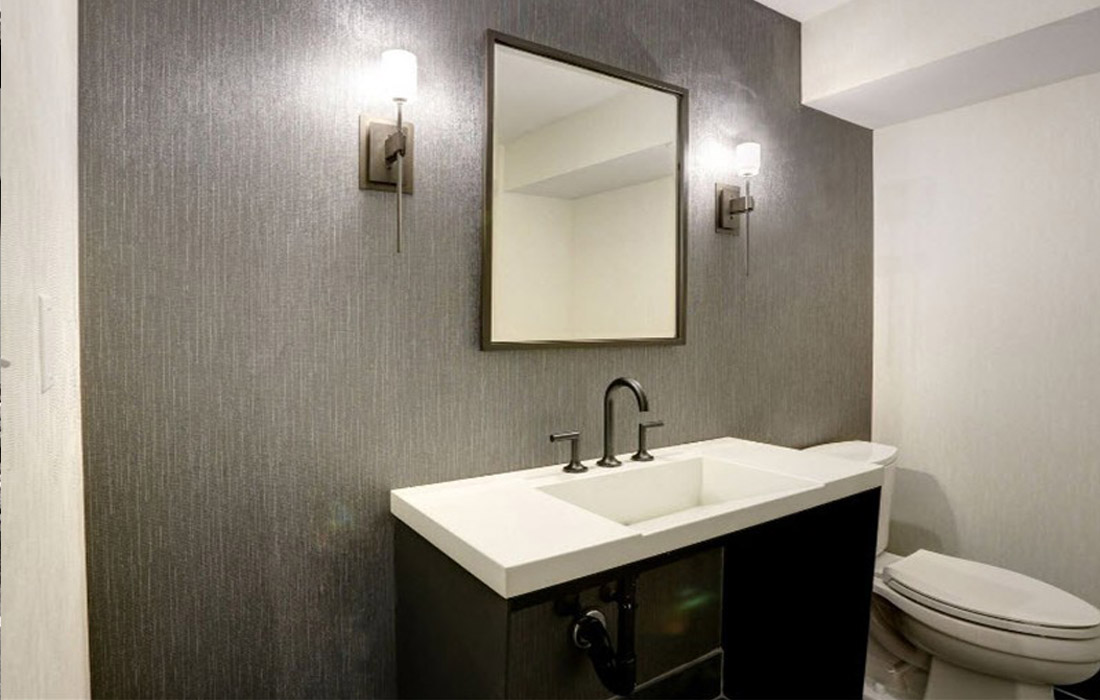 Somerset House Lounge Restroom